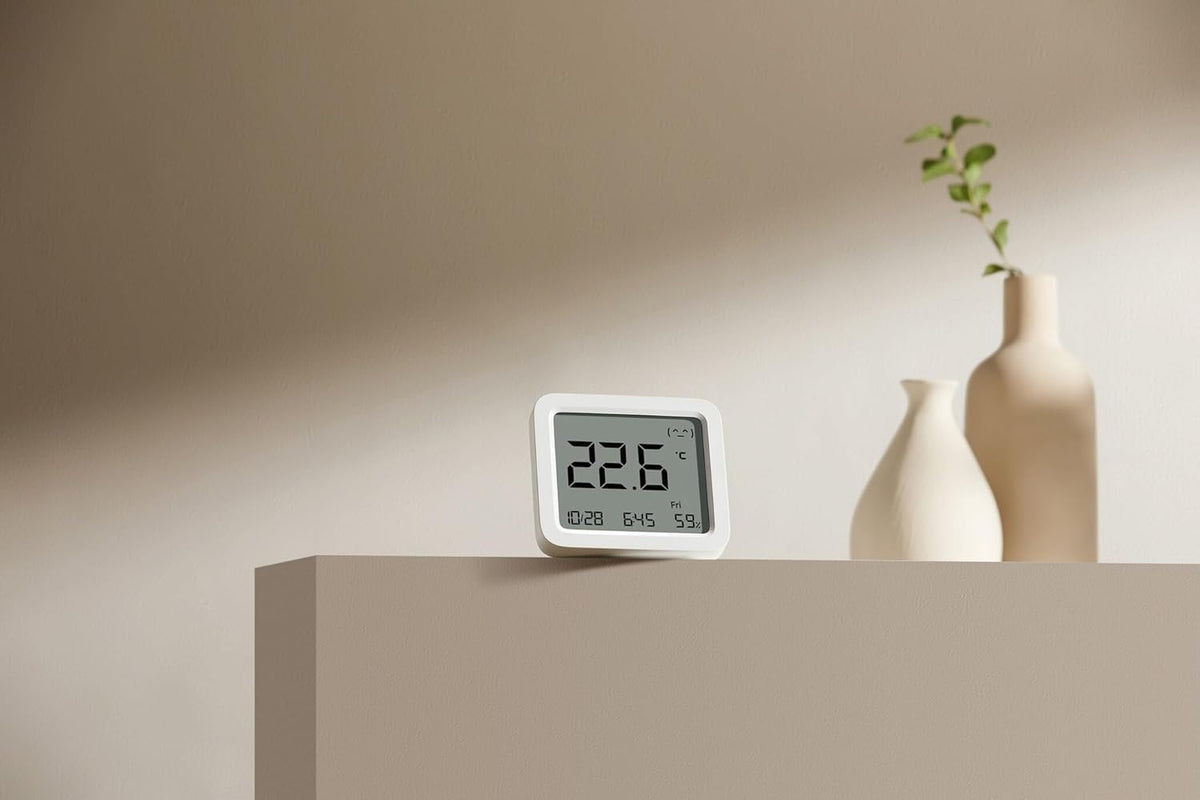Mi Temperature and Humidity Monitor 3-8