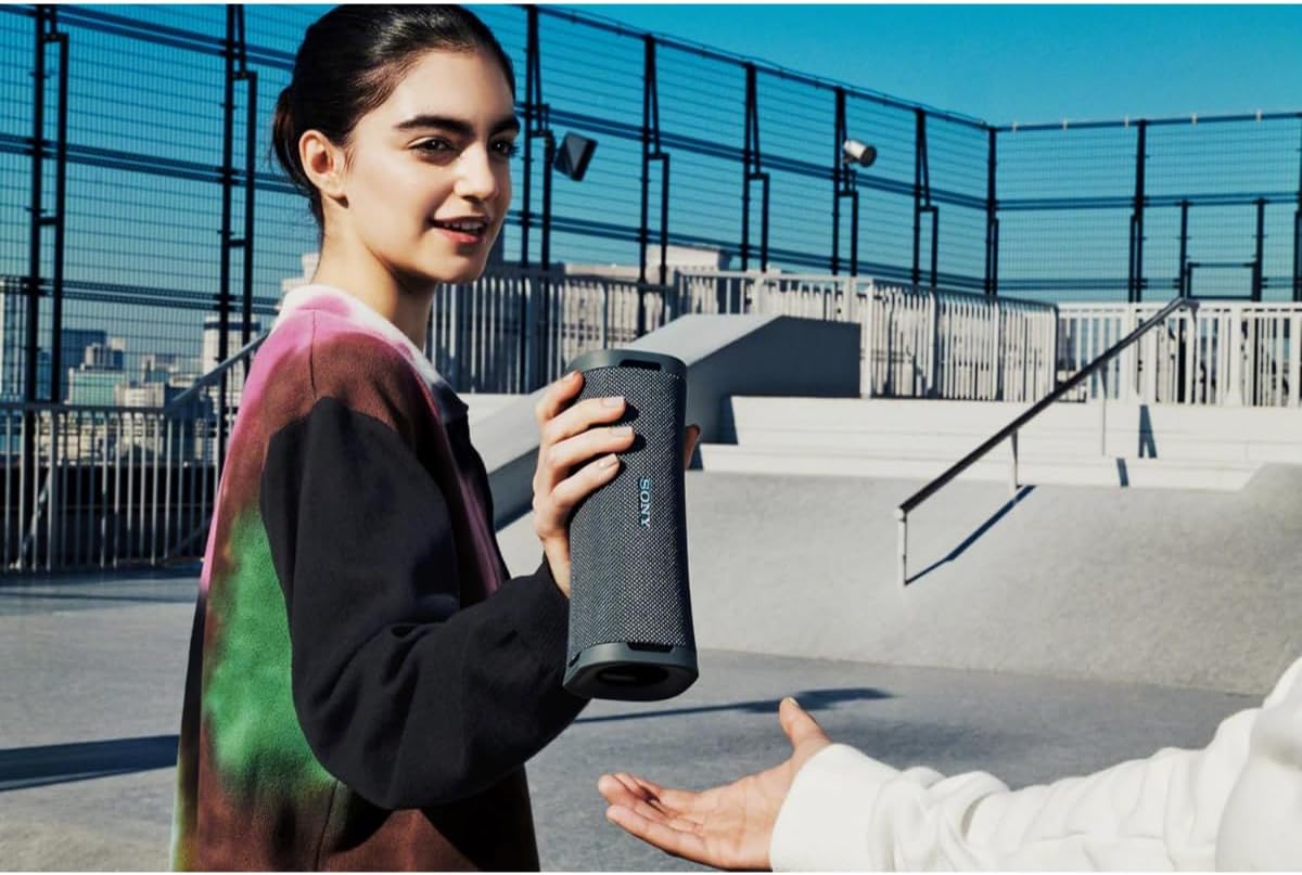 Sony ULT FIELD 1 - Wireless Bluetooth Portable Speaker with ULT POWER SOUND - Black-9