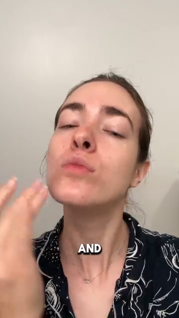MediCube TXA+Niacinamide 15% Glow Serum-9